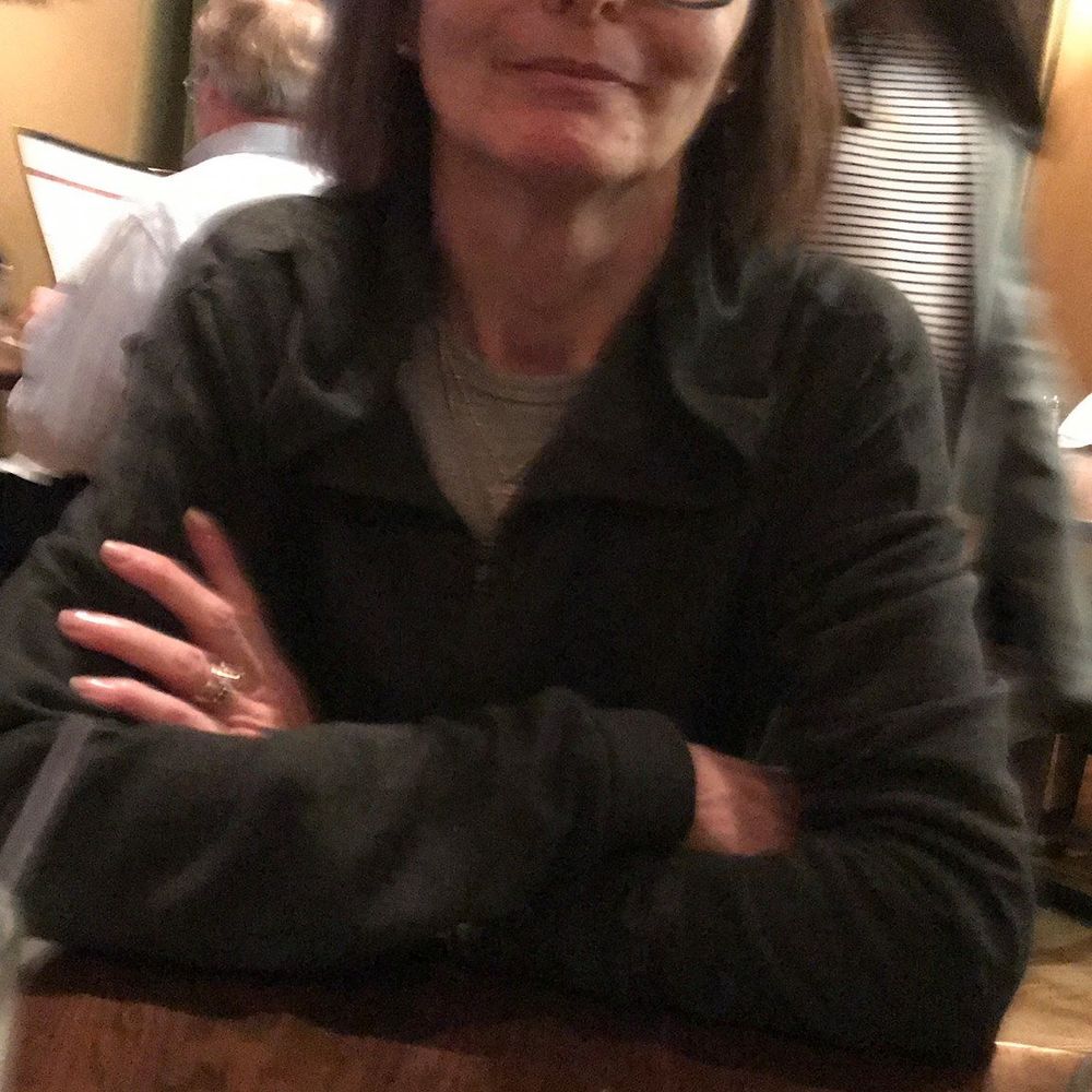 Meet your Posher, Sharon